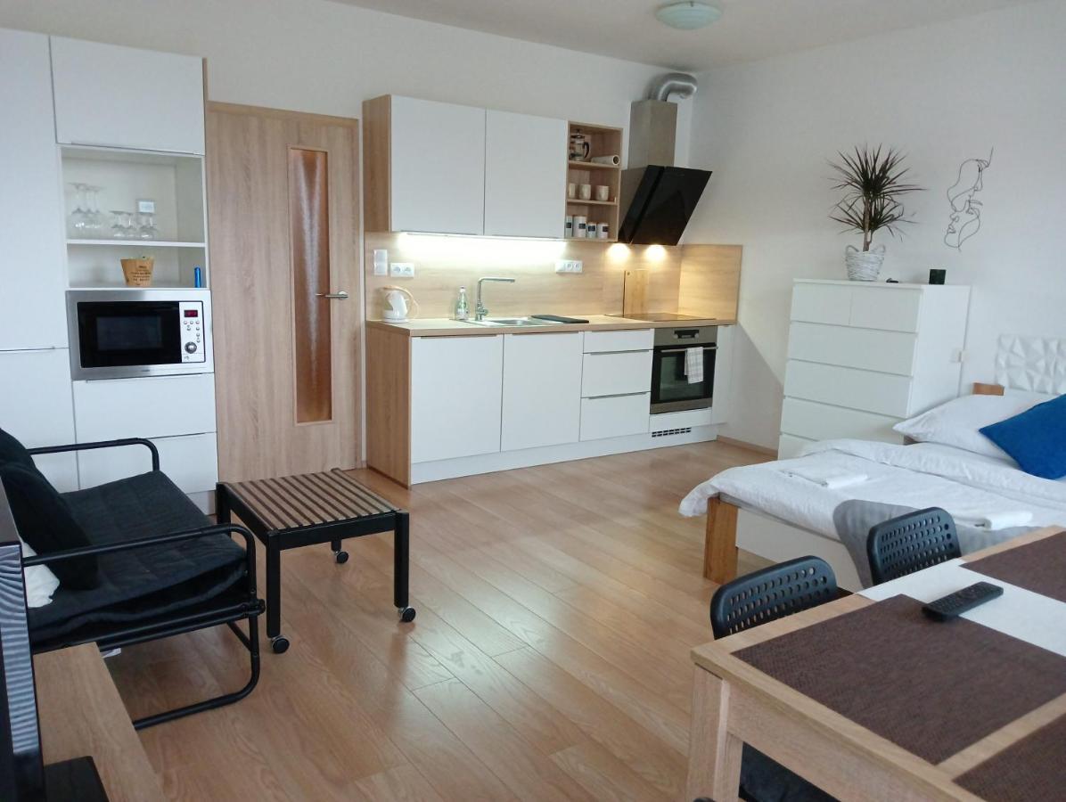 Apartman Bystrc Brno Buitenkant foto